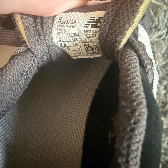 New Balance 237 - Picture 8 of 8